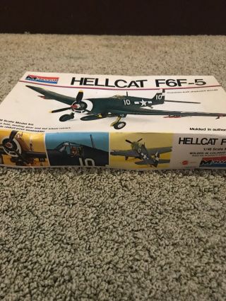 Vintage Monogram 1/48 Hellcat F6F - 5 6832 ©1973 Model Kit 2