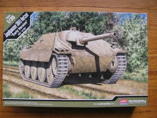 Academy 13278 1/35 Scale Jagdpanzer 38 (t) Hetzer Early Version German Ww 2