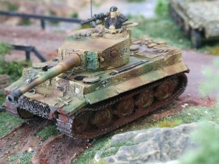 Built : Sdkfz.  181 Panzer Tiger 1 (with Zimmerit) 1/72 Scale