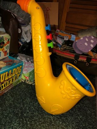 Vintage 1989 Fisher Price Yellow Saxophone Sax Musical Bubble Toy
