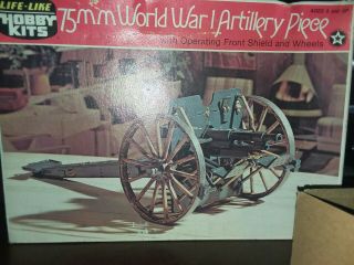 Vintage Model Hobby Kits 75mm World War 1 Artillery Piece No.  9692 Open Box