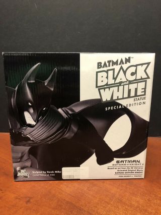 Dc Direct Batman Black & White Statue Gotham Knight 2 Special Edition Tamp0297