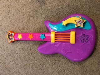 Guc Fisher - Price Nickelodeon Dora The Explorer Singing Star Guitar