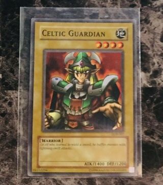 Yu - Gi - Oh Card Celtic Guardian Lob - 007 Holo $100.  00