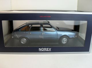 1:18 Norev 1978 Renault 30 Ts Ardoise Blue