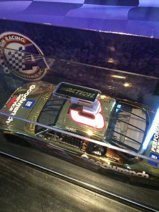 Action 1:24 - Scale 2000 Dale Earnhardt 3 Monte Carlo Gm Gold Plated 1/2000 W/box
