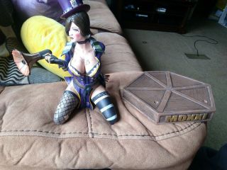 Borderlands 2 Mad Moxxi Game Stop Exclusive Statue 1/4 Scale