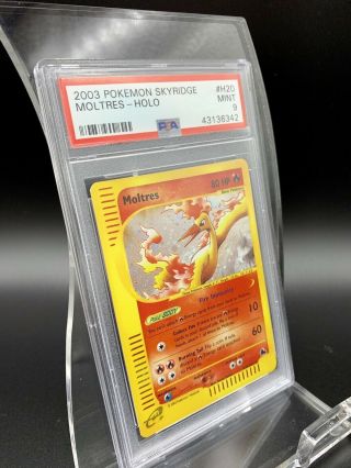 Pokemon Card MOLTRES SKYRIDGE - Holo Rare - 2003 PSA 9 2