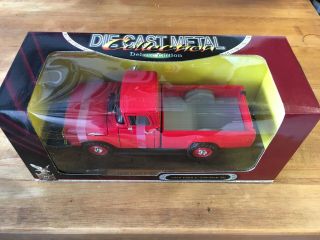 Yat Ming Road Signature 1:18 1959 Ford F - 250 Pick Up 92318 Red