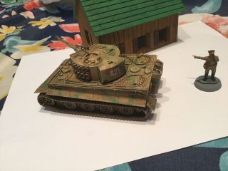 Bolt Action 1/56 scale GermanTiger I panzer with Kursk cammo pattern 2