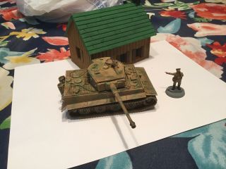 Bolt Action 1/56 scale GermanTiger I panzer with Kursk cammo pattern 3