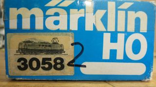 Marklin 3058 DB Electric Loco missing pickup,  screw & Mounting Plate 2.  HO 7