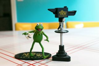 The Muppet Show Kermit The Frog Figure 25 Years Anniversary Palisades Toys