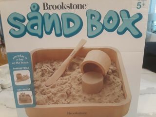 Brookstone Sand Box 9.  5 " X 9.  5 " With Cylindrical Mold And Shaping Tool & Sand