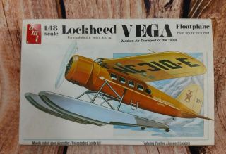 Vintage Plastic Model Kit Airplane Plane 1:48 Scale Amt Lockheed Vega (168)