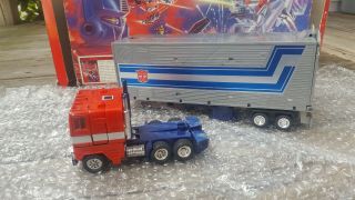 Transformers G1 Vintage Optimus Prime Nearly Complete,