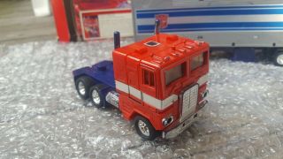 Transformers G1 Vintage Optimus Prime Nearly Complete, 5
