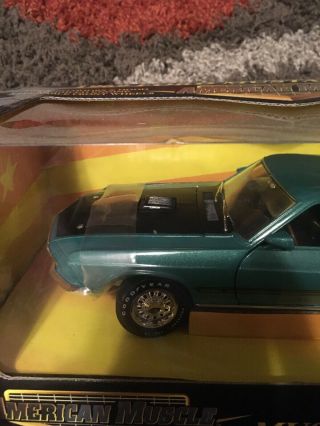 Ertl American Muscle 1969 Ford Mustang Mach 1 1:18 Scale Diecast Model Car Gold 3