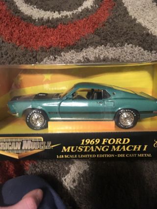 Ertl American Muscle 1969 Ford Mustang Mach 1 1:18 Scale Diecast Model Car Gold 5