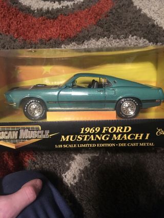Ertl American Muscle 1969 Ford Mustang Mach 1 1:18 Scale Diecast Model Car Gold 7