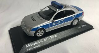 Minichamps 1/43 Mercedes - Benz E - Class 2002 " Hamburg Police " 400031590
