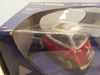 Revell BMW Jsetta 250 - 1:18 scale Red & White 3