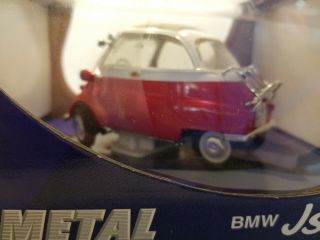 Revell BMW Jsetta 250 - 1:18 scale Red & White 7