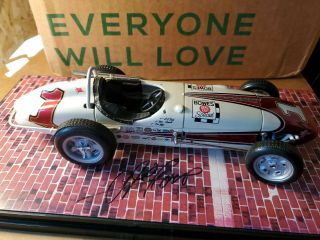 Signed 432 A.  J.  Foyt 1 1961 Indianapolis 500 Winner 1:43 Scale Diecast See All