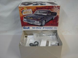 Revell 1:25 1966 Chevy El Camino 2n1unbuilt Kit