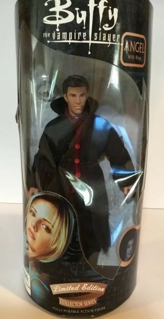 Buffy The Vampire Slayer (angel) Limited Edition Series Action Figure & Ring