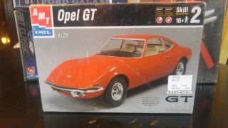 Amt Opel Gt Model Kit 21162p - In Open Box