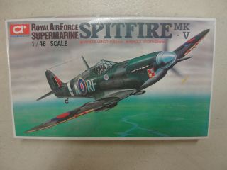 Idea Model Co.  Supermarine Spitfire Mk - V 1:48 Scale Plane
