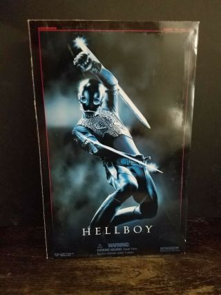 Sideshow Collectibles - Hellboy - Kroenen - 12 