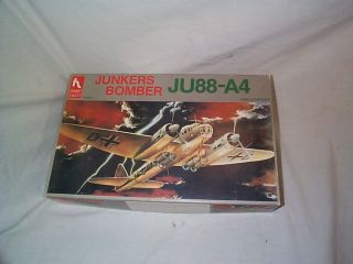 1/48 - Hobby Craft - Ju88 - A4 - Kit - All Parts Still In Bags - Box Shows Wear