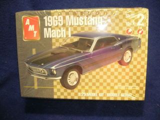 Amt 1969 Ford Mustang Mach 1 Model Kit 1:25th Scale 38219 Nib