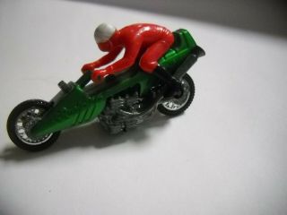 Hot Wheels Rrrumblers 1971 Straight Away Motorcycle In Green W Red Rider
