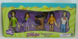 Nib Cartoon Network Scooby - Doo Bendable Figure Gift Set -