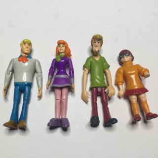 Hanna Barbera Scooby Doo Charter Ltd 2011 Mystery Solving Crew Figures Set