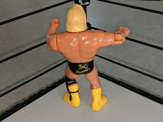 GREG THE HAMMER VALENTINE 1991 WWF/WWE Hasbro Wrestling Figure Black Trunks 2