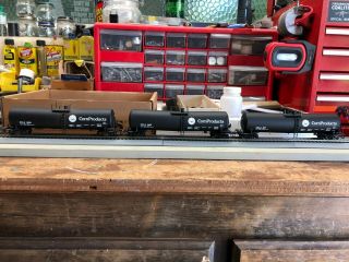Walthers Ho Scale 23k Gallon Tank Car (3 Pack) (cclx) S1817,  1846,  1832