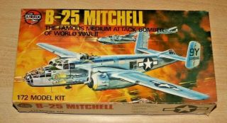 41 - 4005 Airfix 1/72nd Scale North American B - 25 Mitchell Plastic Model Kit