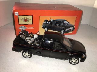 Harley Davidson Set Ford F - 150 Pick - Up Truck With Fatboy Motorcycle 1:18 Ertl