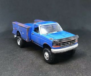 1996 Ford F - 350 Rusty Weathered Barn Find Lifted 4x4 1/64 Diecast Service Truck