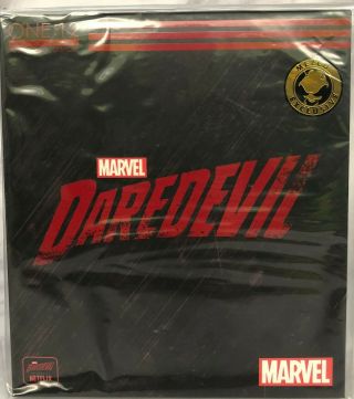 Mezco One:12 Collective Netflix Daredevil Vigilante Edition Exclusive Marvel