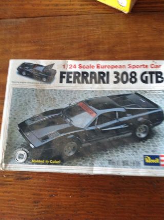 Revell Ferrari 308 Gtb 1/24 Scale Model Unsealed Box
