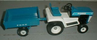 Ertl Ford LGT 12 Lawn and Garden Tractor Set w Trailer 1/12 80 ' s 814 2