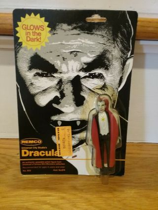 Vintage 1980 Remco Univiersal Monsters Dracula Glows In The Dark On Card