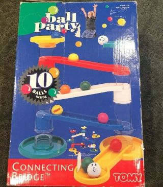 Tomy Ball Party Connecting Bridge Toddler Kids Educational Building Colors