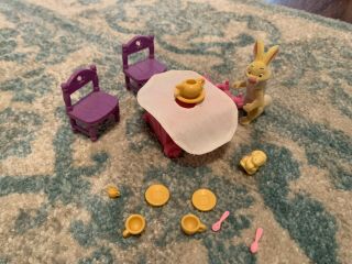 Pooh’s Friendly Places Rabbit’s Tea Cart