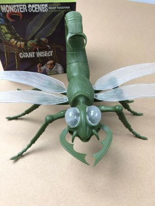 Moebius Monster Scenes ' Giant Insect ' Model Kit Snap Together Kit 2